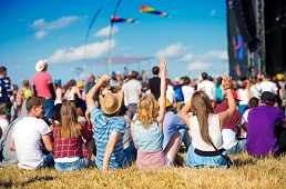 4 совета - как выжить на фестивале